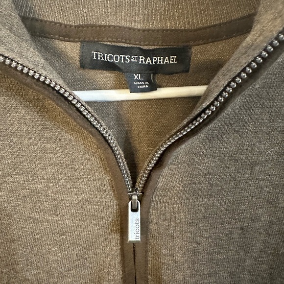 3/$20 Tricots St Raphael Men’s Quarter Zip Sweater - Picture 2 of 3
